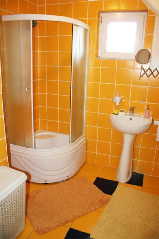 Casa Fortyogo Tîrgu Secuiesc エクステリア 写真