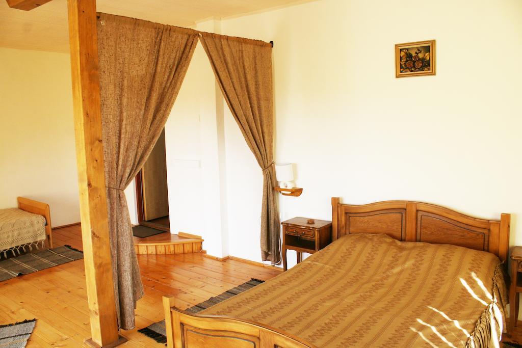 Casa Fortyogo Tîrgu Secuiesc 部屋 写真